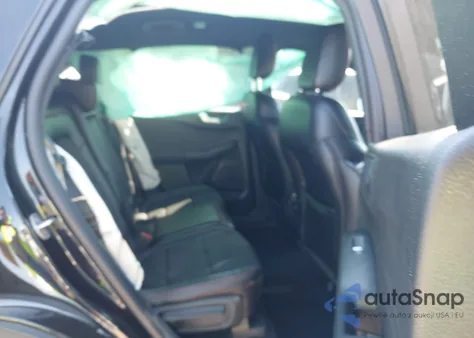 2025 Ford Escape St-Line z USA, uszkodzony, nr VIN 1FMCU0MN3SUA32875